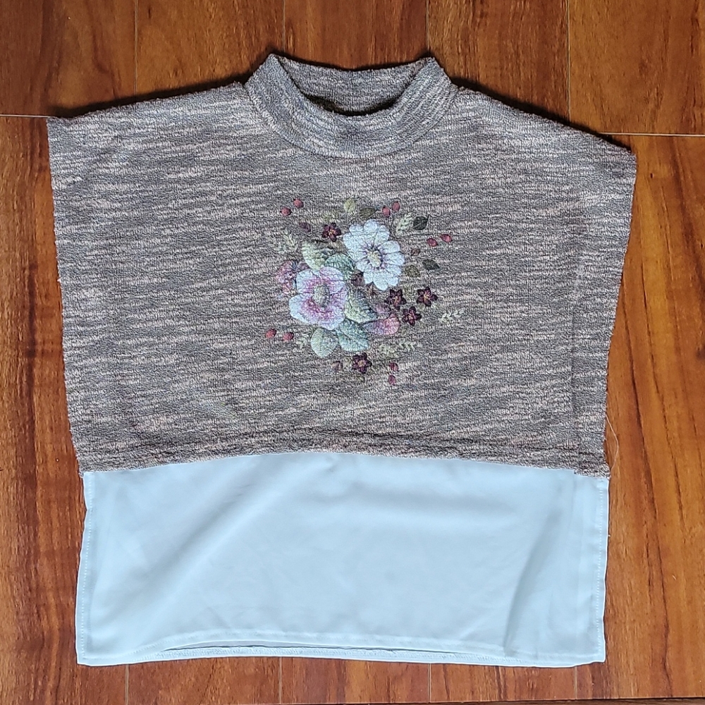 Adorable Floral Flowing Lightweight Sweater  Girls 6X